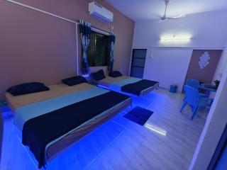 Krishna Garden and Resort - - 2