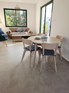 Pool sight center location 2 bedrooms apartment - Paphos - 2