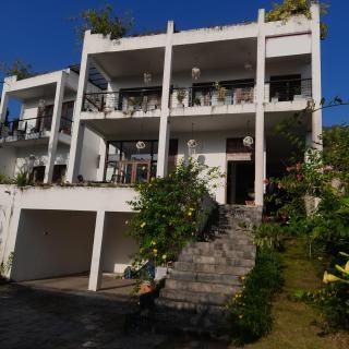 The Pinnacle Life - Matale - 0