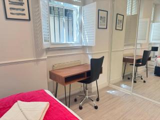 Luxurious & Spacious 2BR APR in Earls Court! - Londra - 6