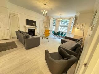 Luxurious & Spacious 2BR APR in Earls Court! - Londra - 3
