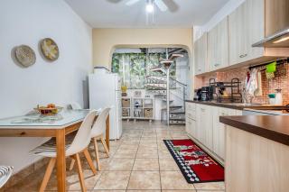 Jo's Guesthouse, Benitses - Benitses - 5