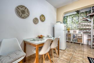 Jo's Guesthouse, Benitses - Benitses - 4