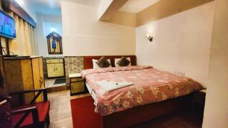 Darjeeling Palace is 500 meters from Mall Road with the Best facilities - Darjeeling - 3