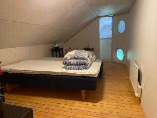Upscale Hideaway in Converted Barn - 1