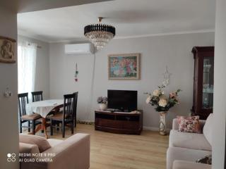 Himara City-Center Apartment - Himare - 6