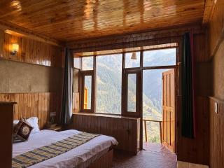 hillside hideaway homestay - 6