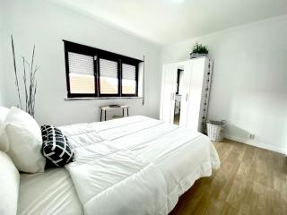 FreedomSurfHouse Apartment - 1