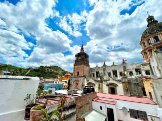 Charming Cocoon with Balcony - Historic downtown - Guanajuato - 8