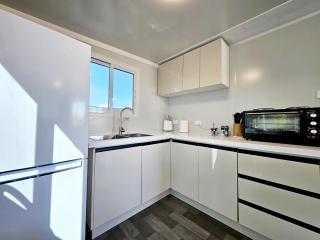 Tiny Cottage by the Lake - Pet Friendly - 3