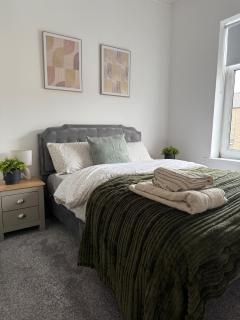 ResiLets - Stanley House - Large, Modern 3 Bed - NEW! - Blyth - 4