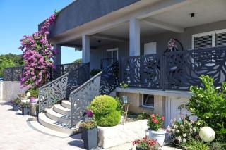 Villa Dalmatia with pool - Slivnica - 0