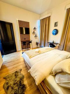 Lovely Rooms with View at Vibrant Ghent, Breezy Balcony - 1