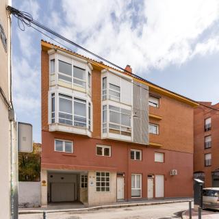 Modern and wide- 3Bd 2,5 Bth- Plaza Castilla - Madrid - 1