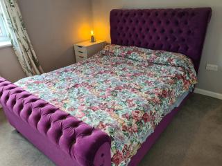 High Standard Double-room near Gatwick Airport - 4