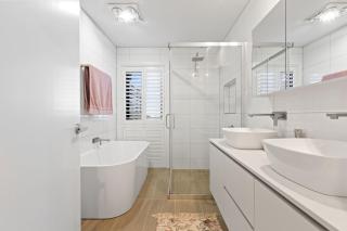 Architectural Home: Near Gorge with Tamar Views - Launceston - 7