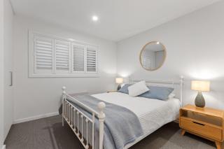 Architectural Home: Near Gorge with Tamar Views - Launceston - 3