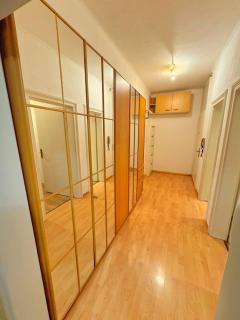 Budget Apartment Innsbruck I 24h self-check-in - 1