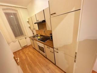 Budget Apartment Innsbruck I 24h self-check-in - Innsbruck - 5