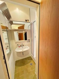 Budget Apartment Innsbruck I 24h self-check-in - Innsbruck - 4