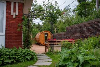 Jay Cooke Suite w Shared Patio Sauna - Duluth - 1