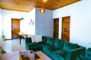 Garden Villa 5BR Home Near Road,Nature and City Life - Arusha - 0