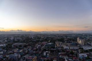 Consider It Yours - Stay Cozy with City Views - Manila - 9