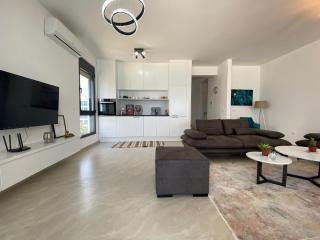 Luxury Apartment Frankfurt - Bar - 2