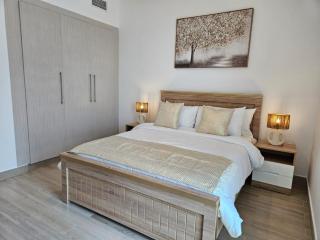 Cozy 1 BHK with Scenic Views - Abu Dhabi - 7