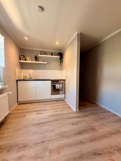 Appartement 2 - Gemütliche Wohnung mit Küchenzeile, Bad und großer Terrasse - Salzgitter - 7