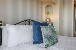 The Family & Contractor Haven - Shepshed - 6