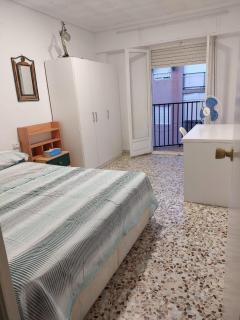 Piso en elche con 4 habitaciones independientes - Elche - 2