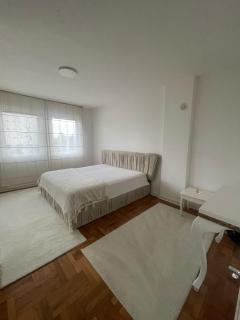 House with a very quiet location Shtëpi me një vendndodhje shumë të qetë - 4