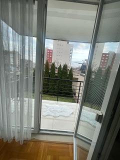 House with a very quiet location Shtëpi me një vendndodhje shumë të qetë - 1