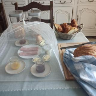 B&B at 3 La Brionniere - Saint-Pierre-du-Chemin - 2