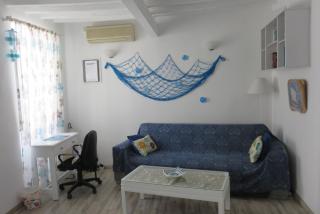 Sarah's apartment - 7