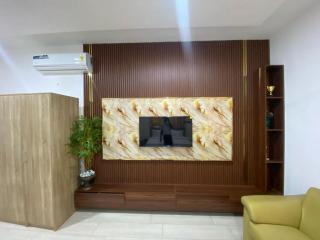 PLUS 33 HOTEL - Nungua - 6