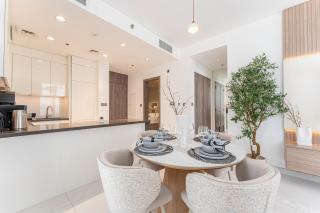 Luxury 1BR in District One with Lagoon Views - 5