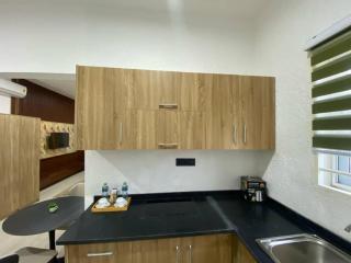 PLUS 33 HOTEL - Nungua - 7