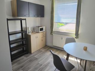 Dachgeschoss im Ostblock - - 3