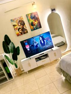 Raha Luxe Stays - Entebbe - 0
