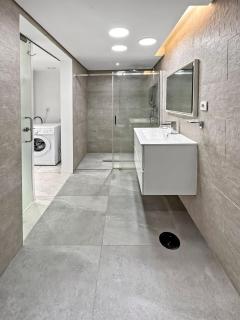 Beachfront Bliss in Ilha - 1