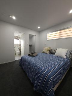 AKLD Airport Escape 3BR Comfort - Auckland - 1