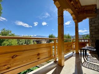 Adu's Eternal Comfort - 8