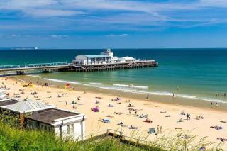 Double Room with share - Parkstone - 6