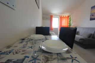 Apartman Ksjusa - Sutomore - 2