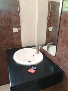 Sky View Palace guest house - Islamabad - 5
