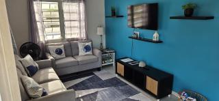 Cozy Cute Home 2nd floor pay at the property and we have many method of payments just ask us - Fajardo - 2