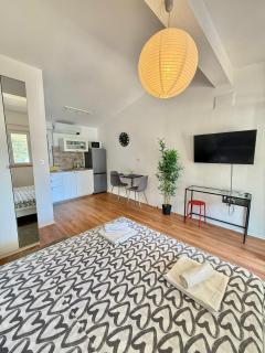 L&L Apartments - Vir - 4