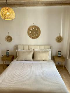 Nesa Paros - Naousa - 1